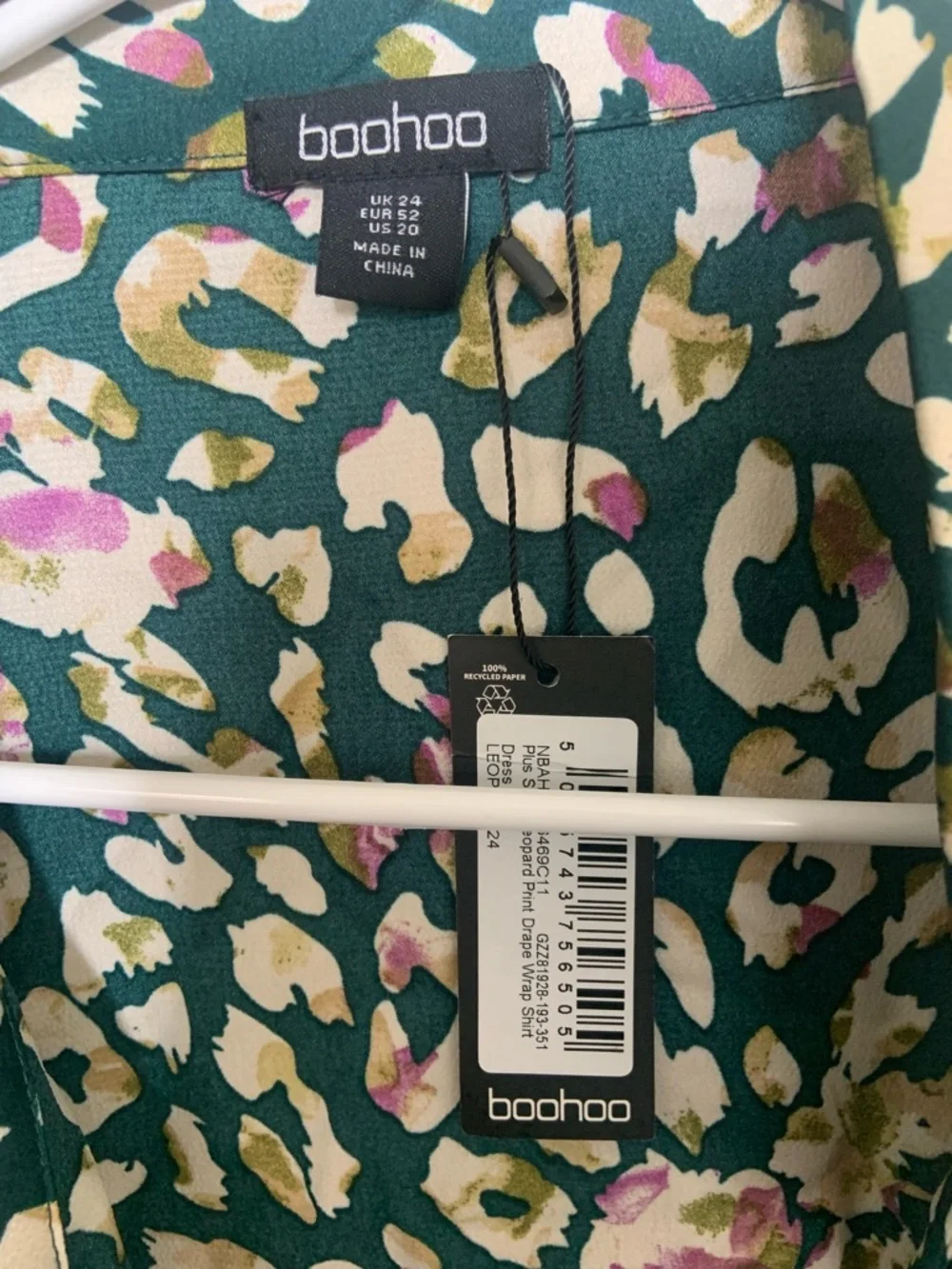 Boohoo Teal Green Floral-Leopard Print Wrap Dress - Picture 6 of 9